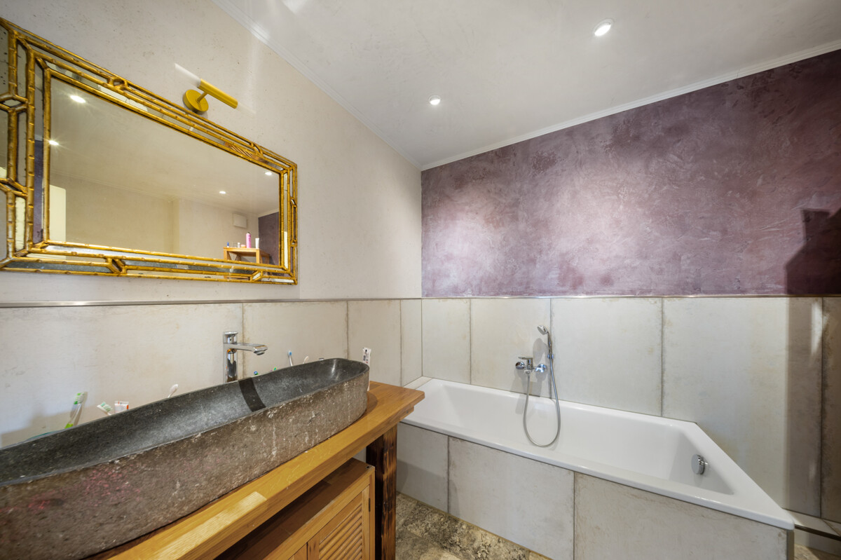 Badezimmer 1.OG