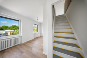 Treppe DG