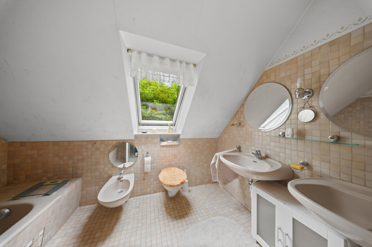 Badezimmer 1.OG