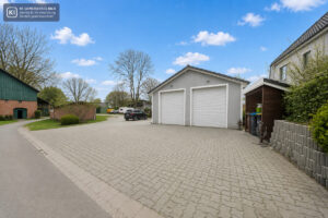 Hausansicht Garage