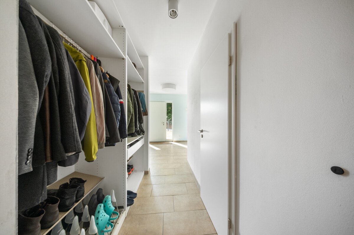 51 - Garderobe im Flur