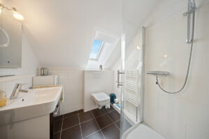 Badezimmer 1.OG